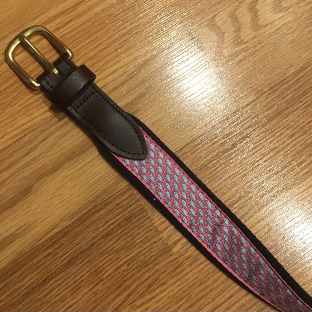 Vineyard Vines‎ Blue Whale on Pink 28” Webbed Belt